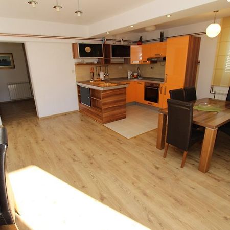 Apartment Milica Петровац Экстерьер фото
