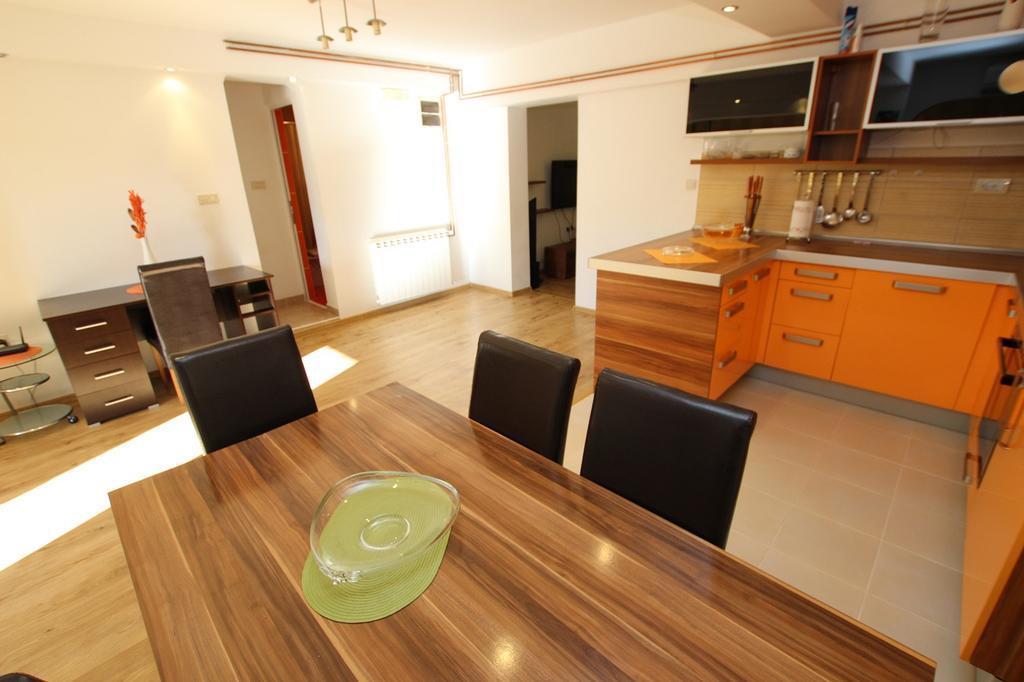 Apartment Milica Петровац Экстерьер фото