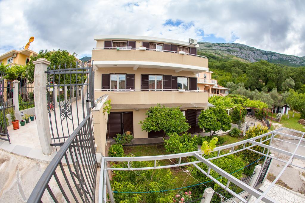 Apartment Milica Петровац Экстерьер фото